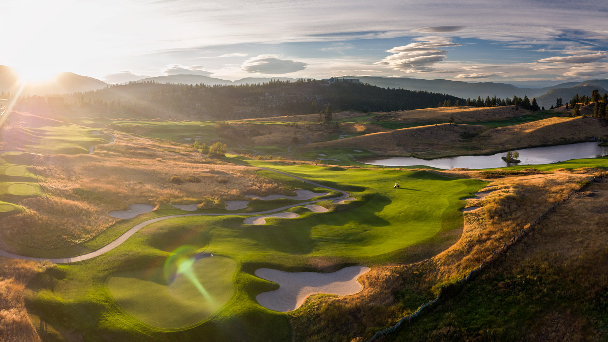 Wildlife safety tips for golf course maintenance crews 